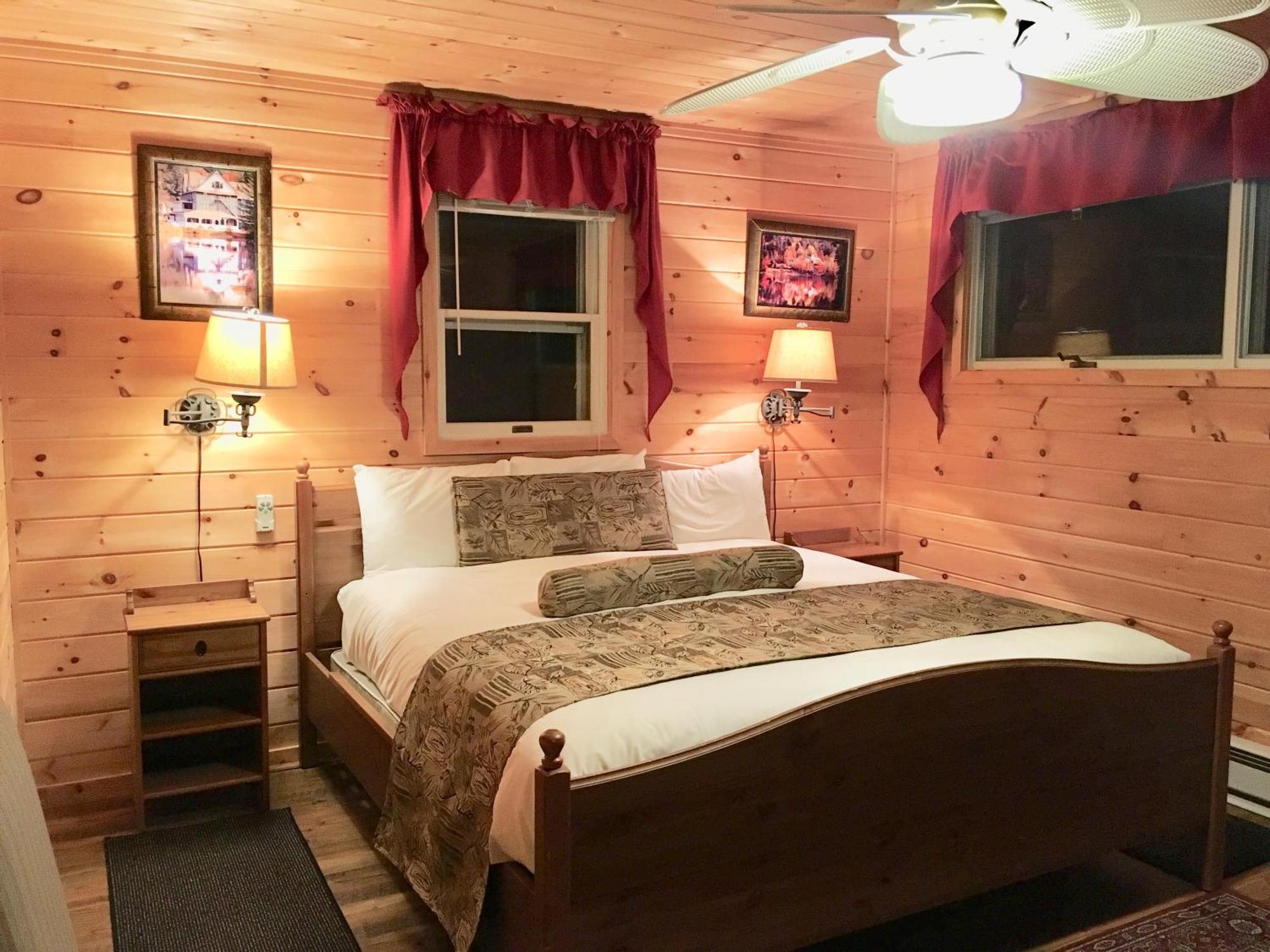 Motel Long Lake&Cottages LLC Exteriör bild