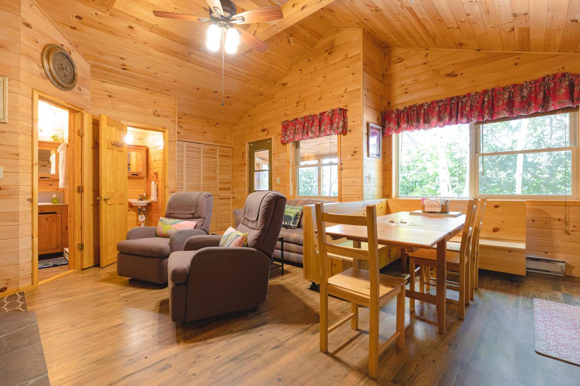 Motel Long Lake&Cottages LLC Exteriör bild