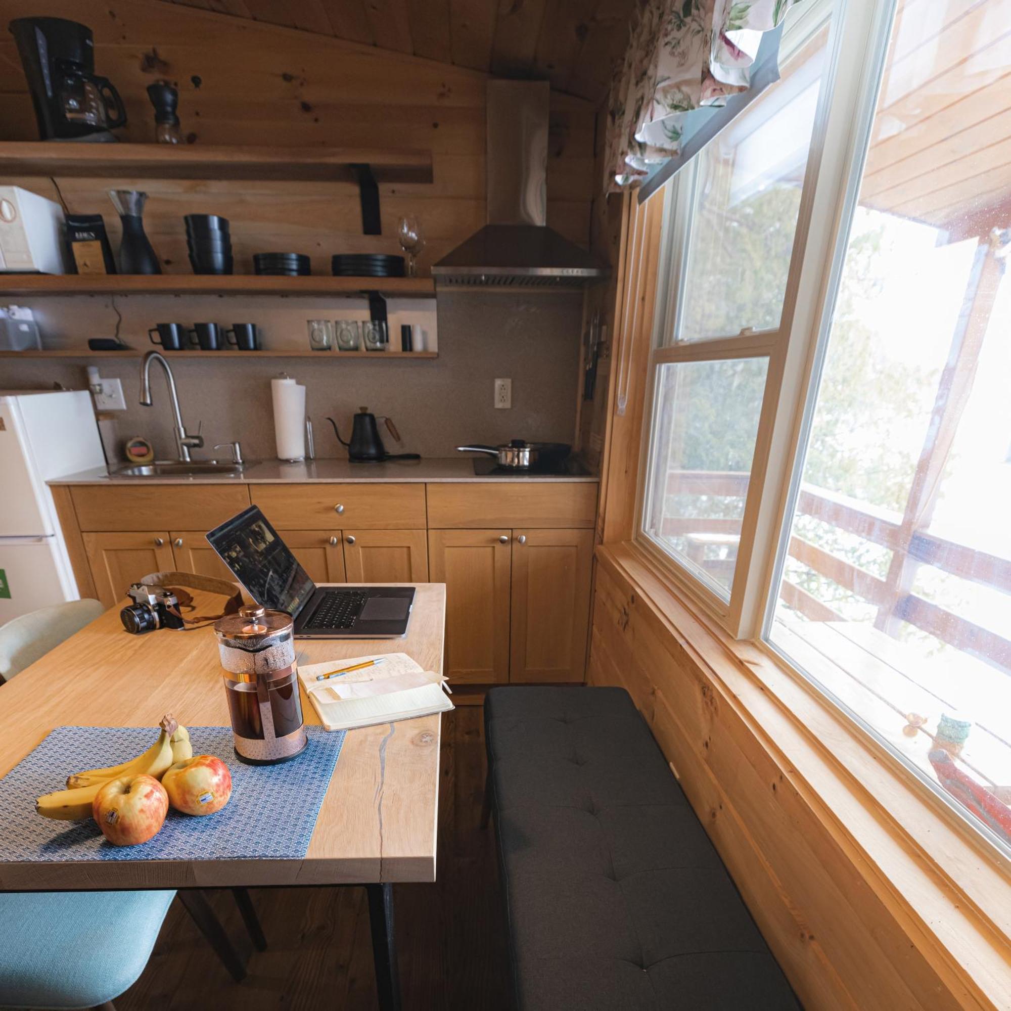 Motel Long Lake&Cottages LLC Exteriör bild